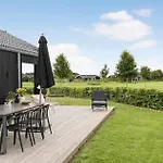 3 Bedroom Beautiful In 하데르슬레우
