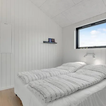 펜션 3 Bedroom Beautiful In 하데르슬레우