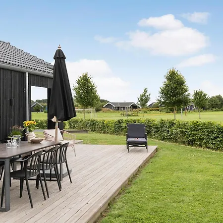 3 Bedroom Beautiful In Haderslev