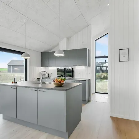 3 Bedroom Beautiful In 하데르슬레우