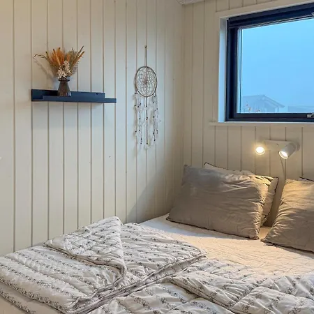Holiday home 3 Bedroom Beautiful In Haderslev